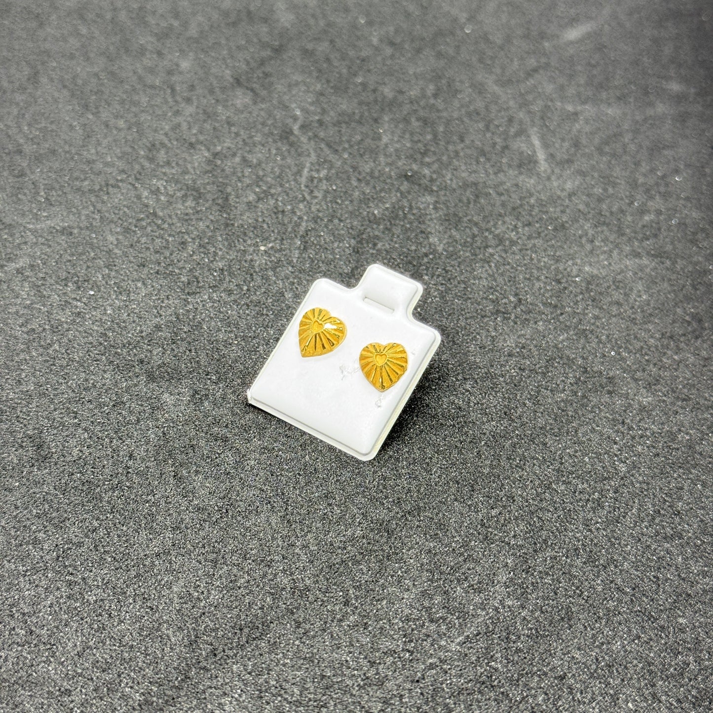 21K Love Stud Earring