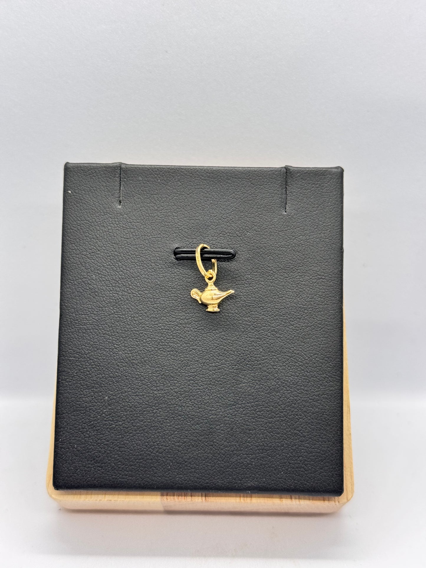 Small Aladdin kettle pendant