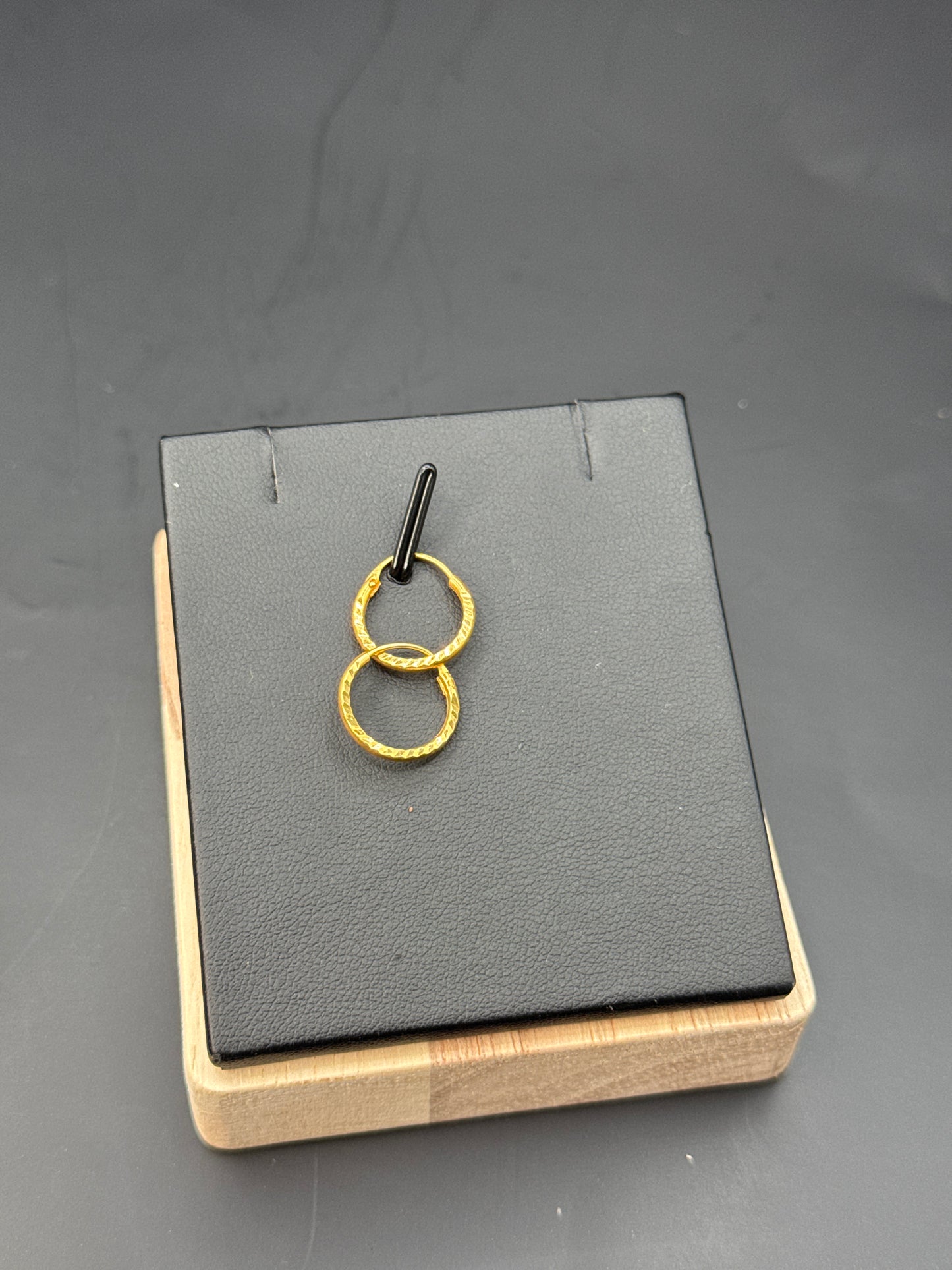 21Karat Clip Earrings