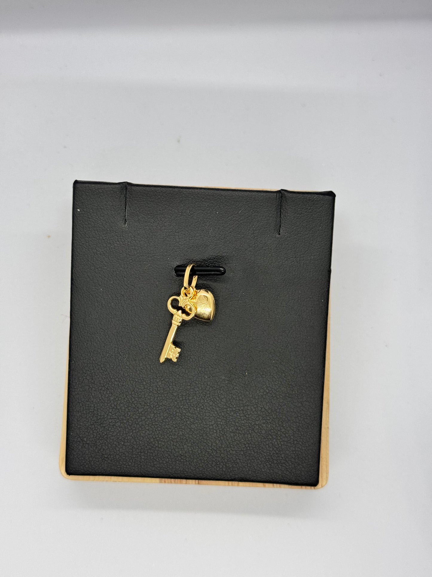 18k 2 in 1 key&love pendant