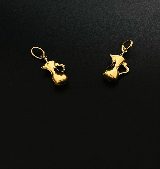 18k Jug pendant