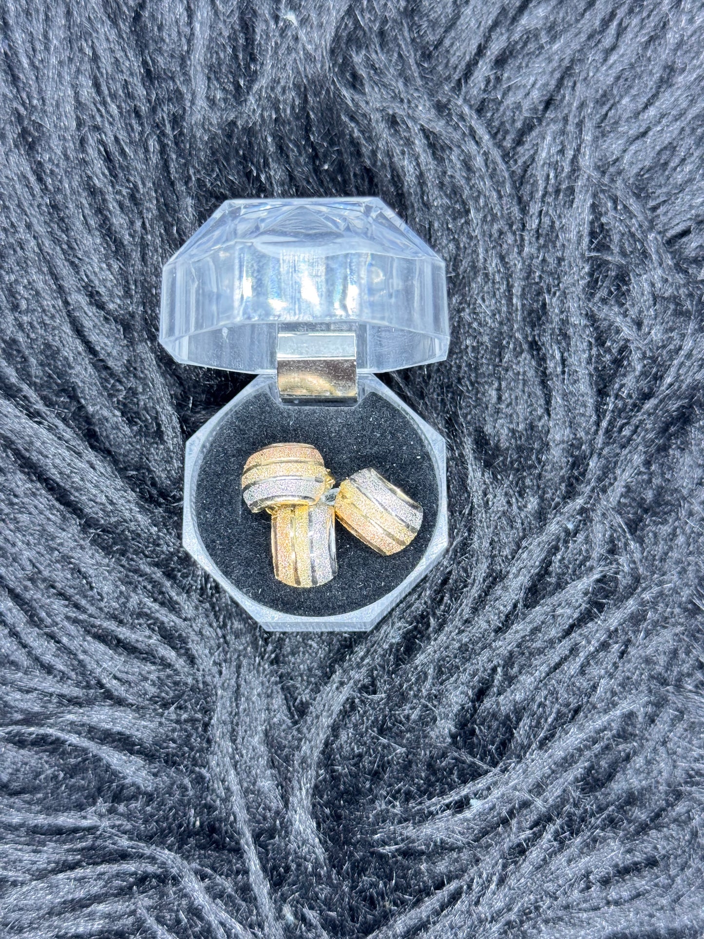 3 tone Earrings and pendant set