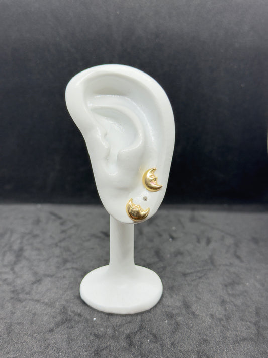 Half Moon stud earrings