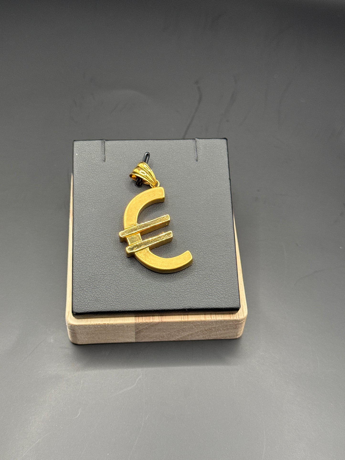 18karat Euro Pendant( Extra)