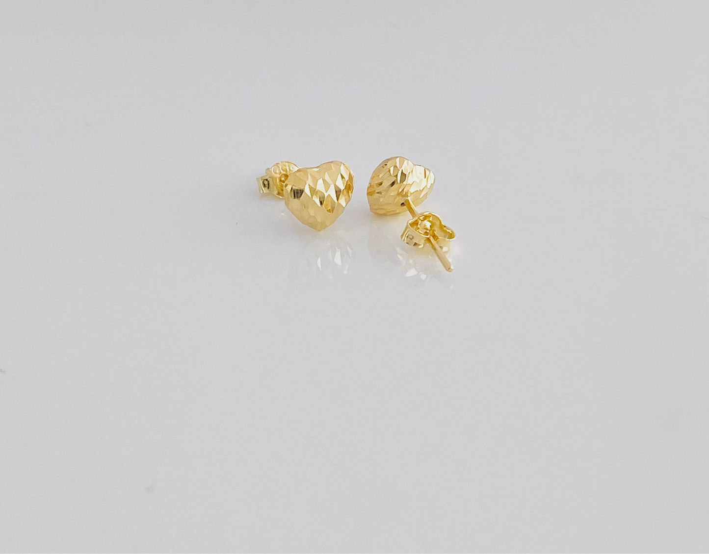 18k Gold Stud Earrings