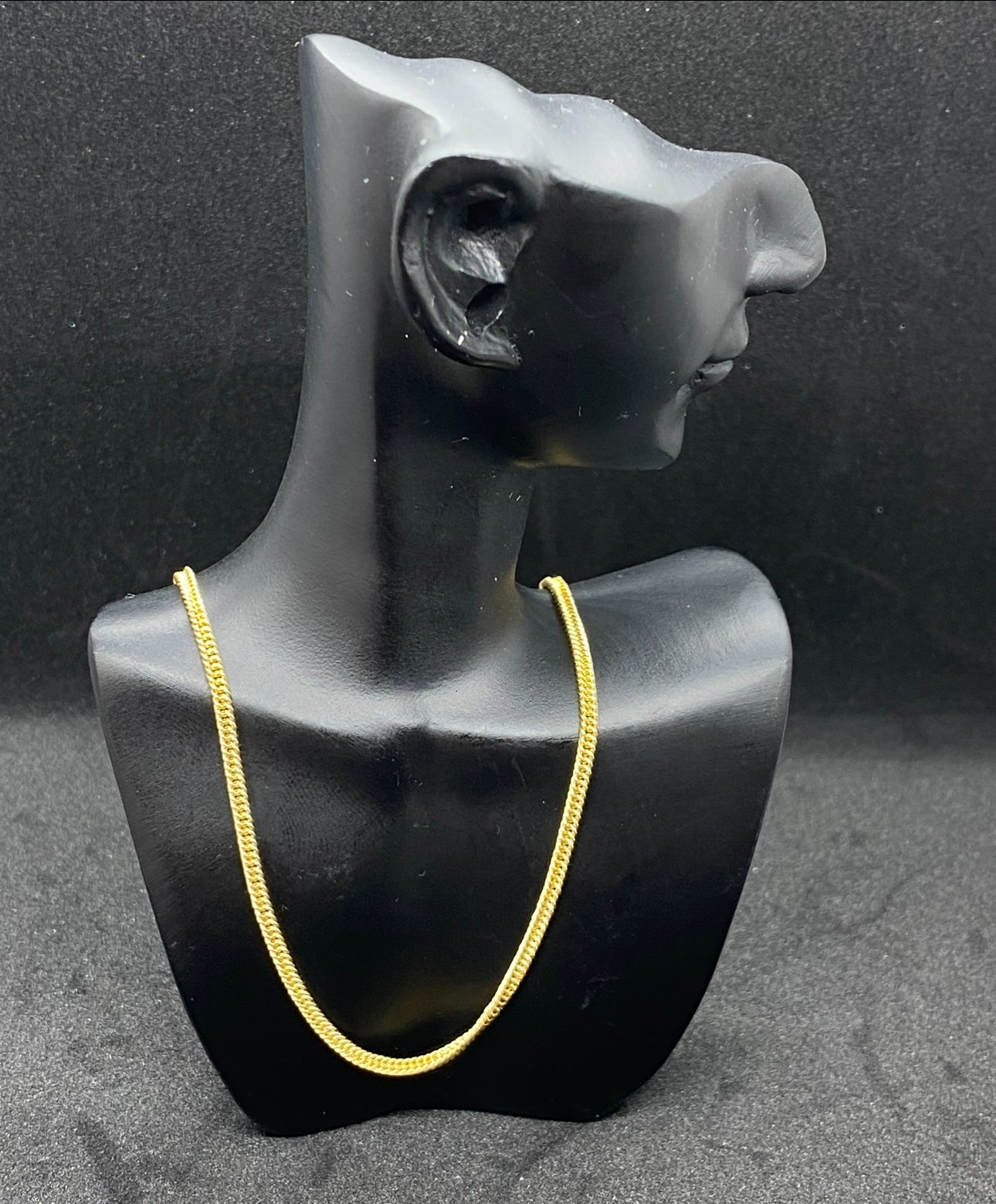 Tight Cuban Necklace