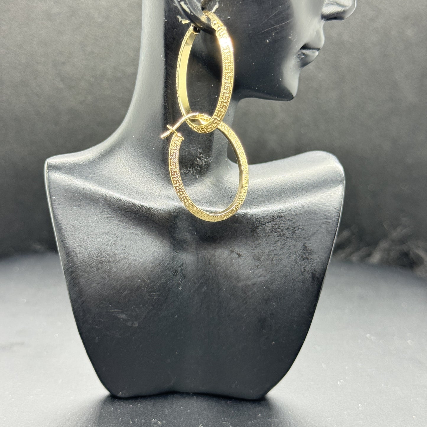 18K Oval Clip Earrings