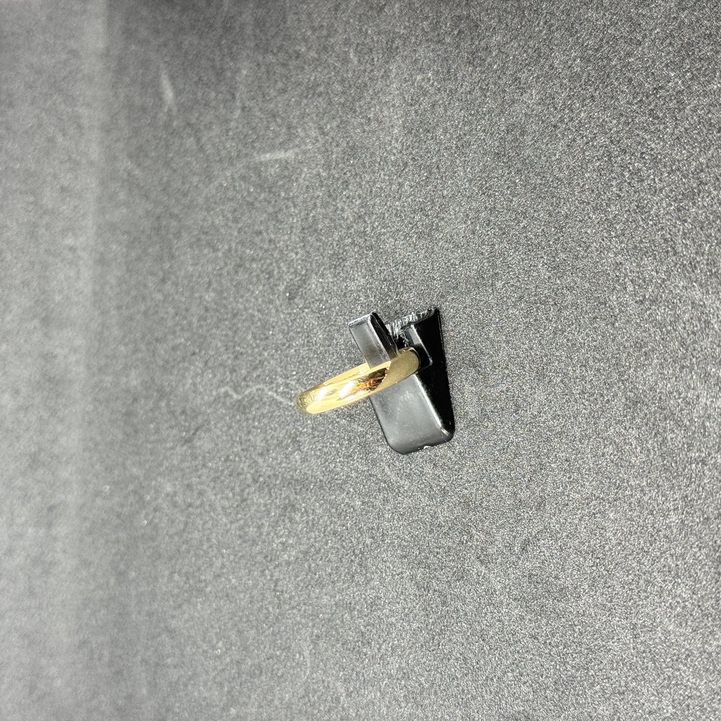 18k Plain Wedding Ring Band (Unisex)