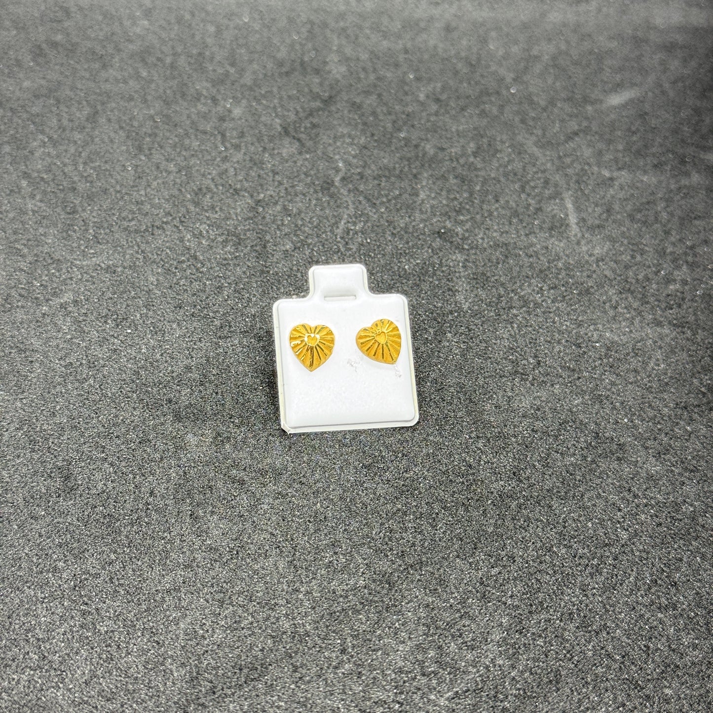 21K Love Stud Earring