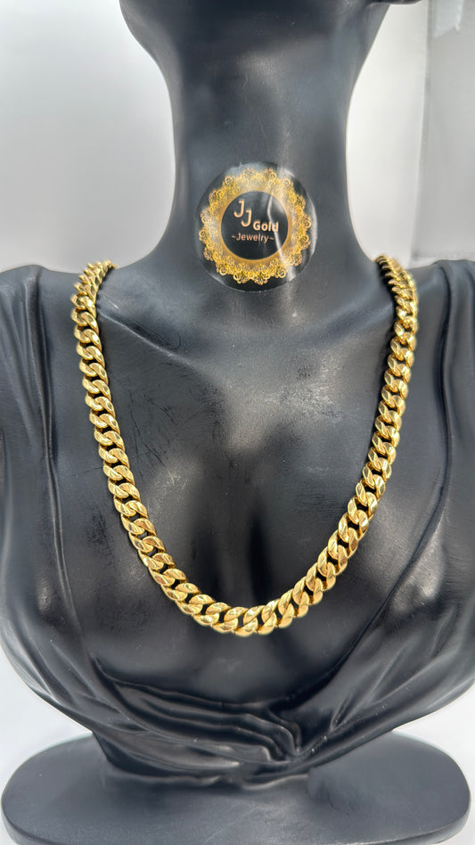 18karat cuban necklace. (Extra)