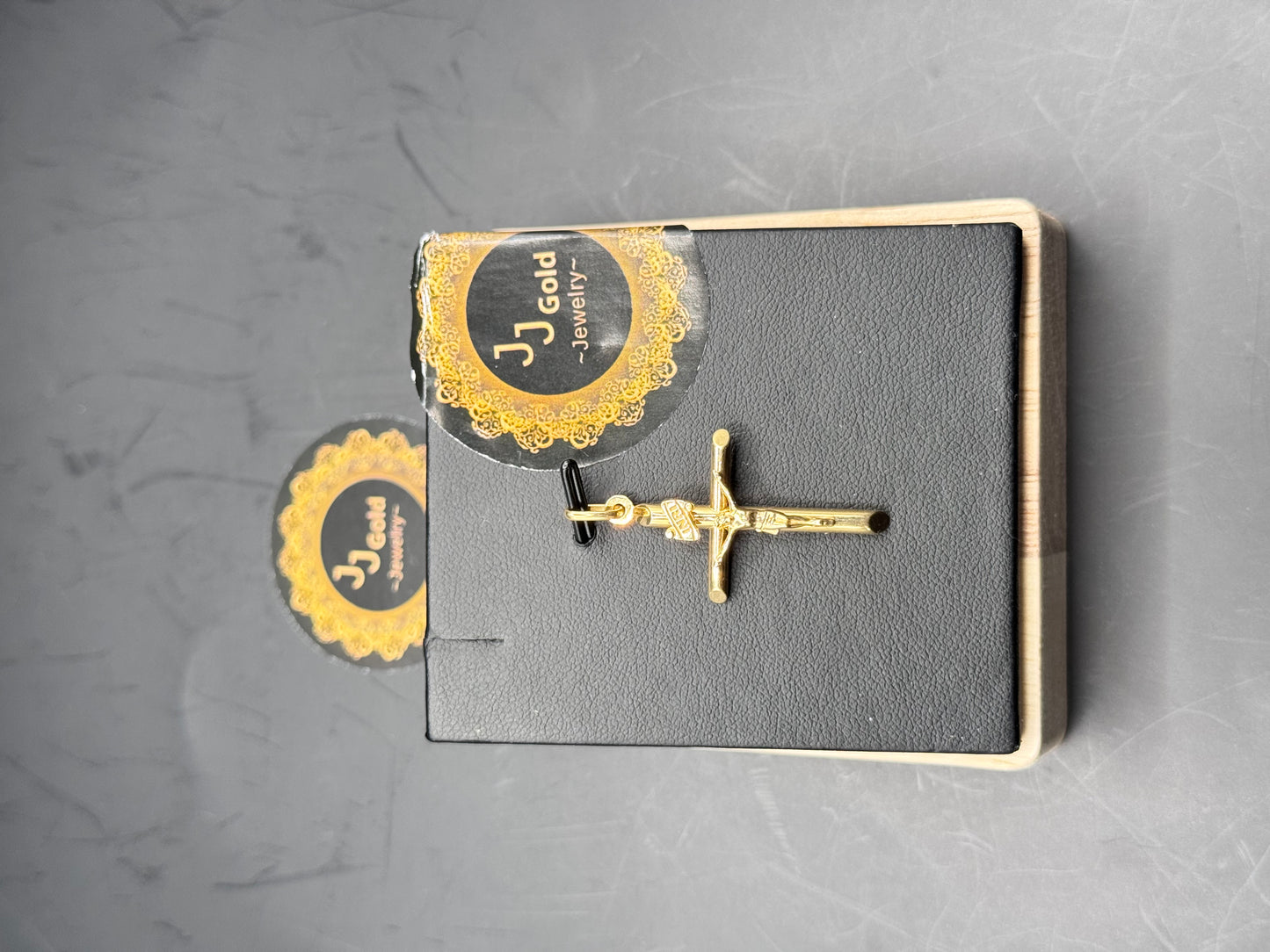 18karat Cross Pendant