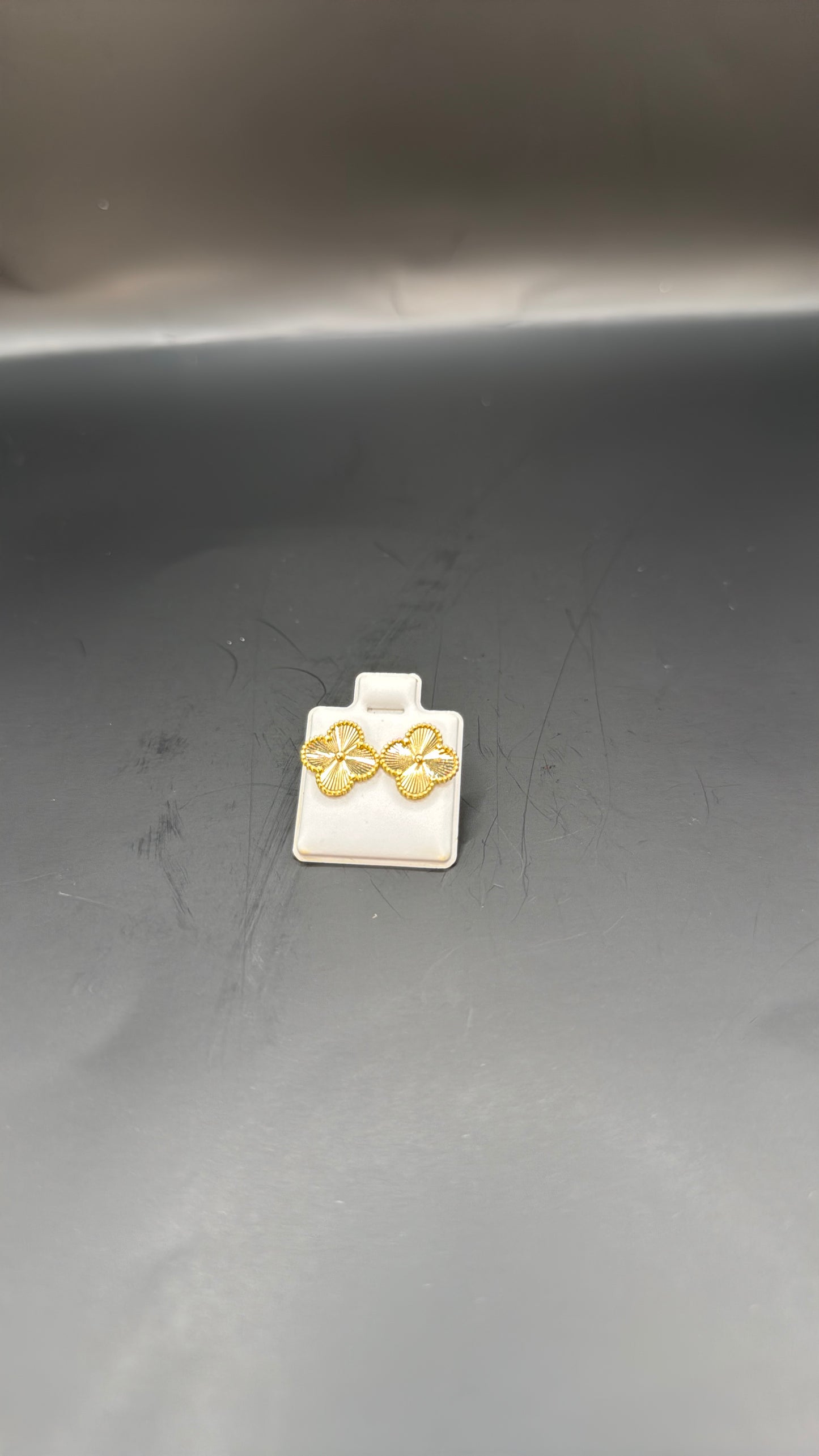 18karat Gold VCA earrings