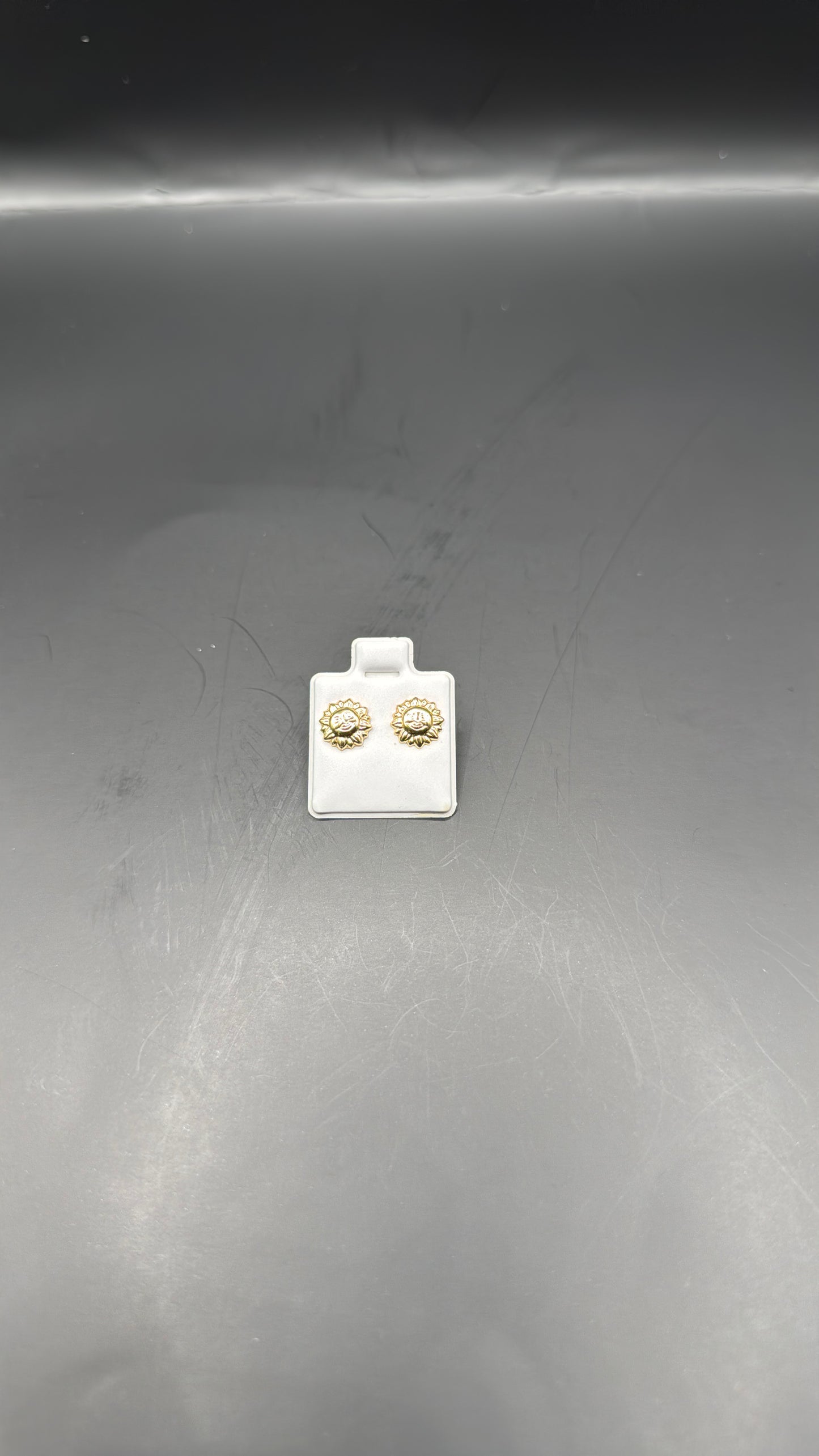 18karat Moon Stud Earrings