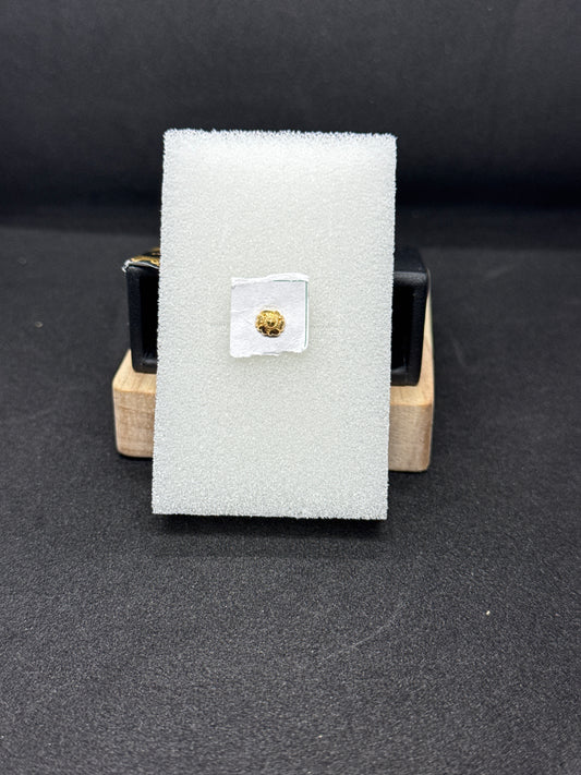 22karat Screw Stud Nose Pin