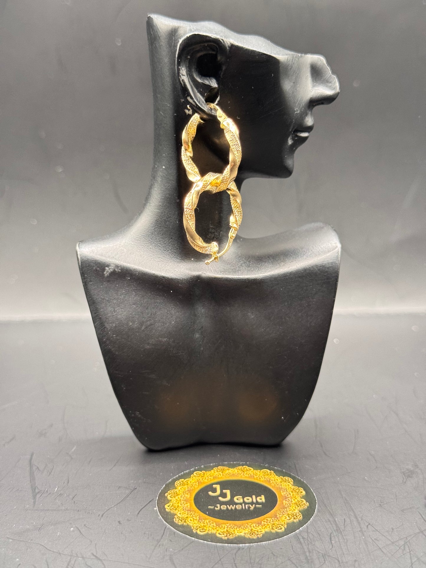 18karat Ribbs Fendi Clip Earrings