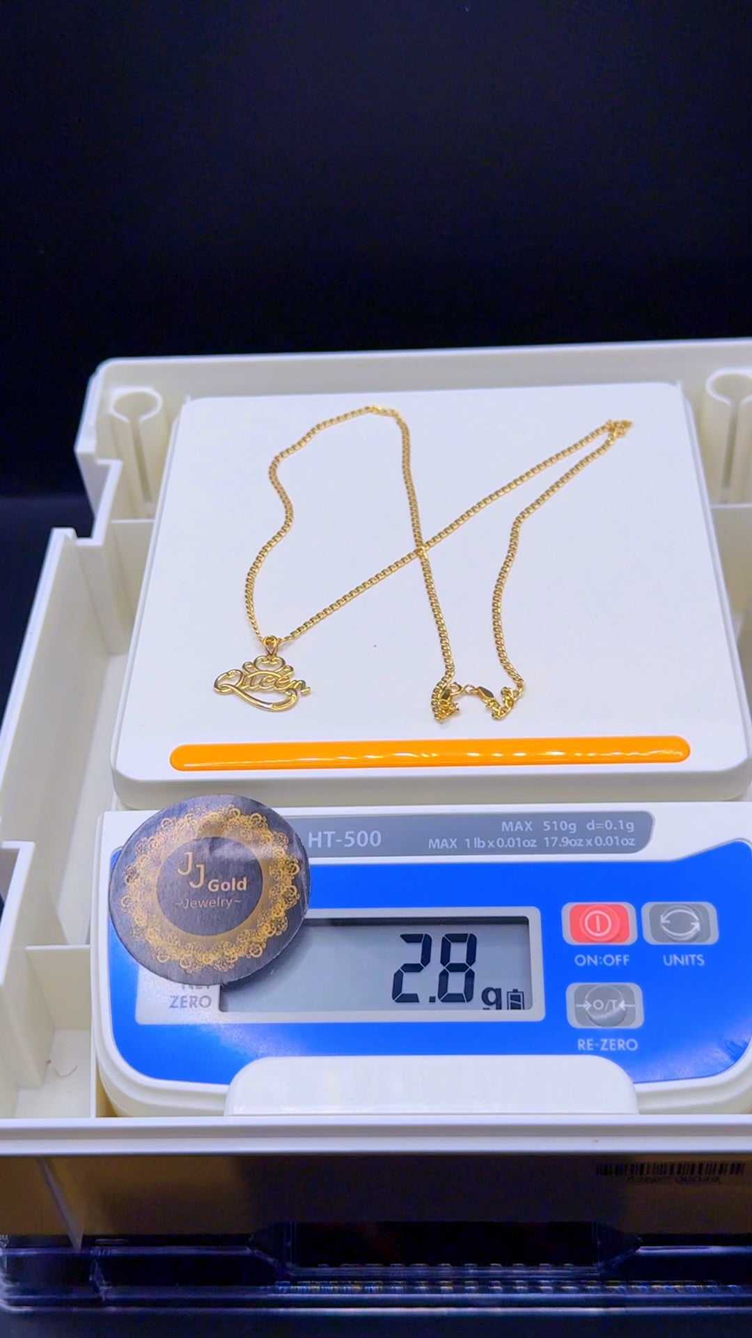 18karat Necklace and QUEEN pendant