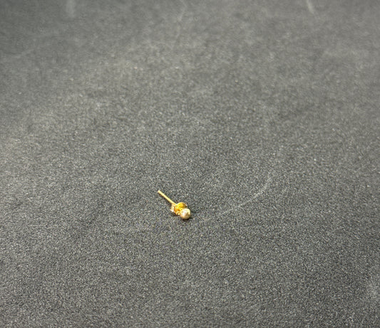 18karat tiny Nose Pin