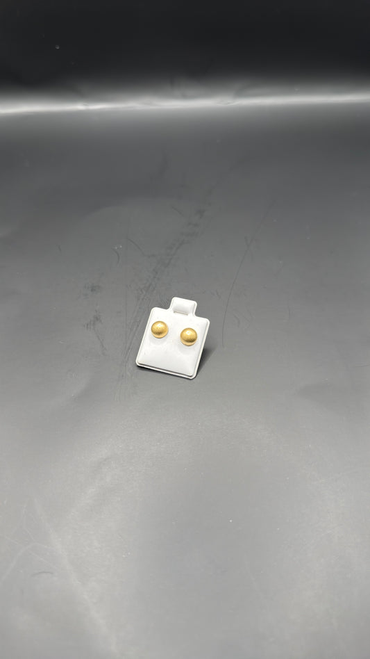 18karat Stud Earrings