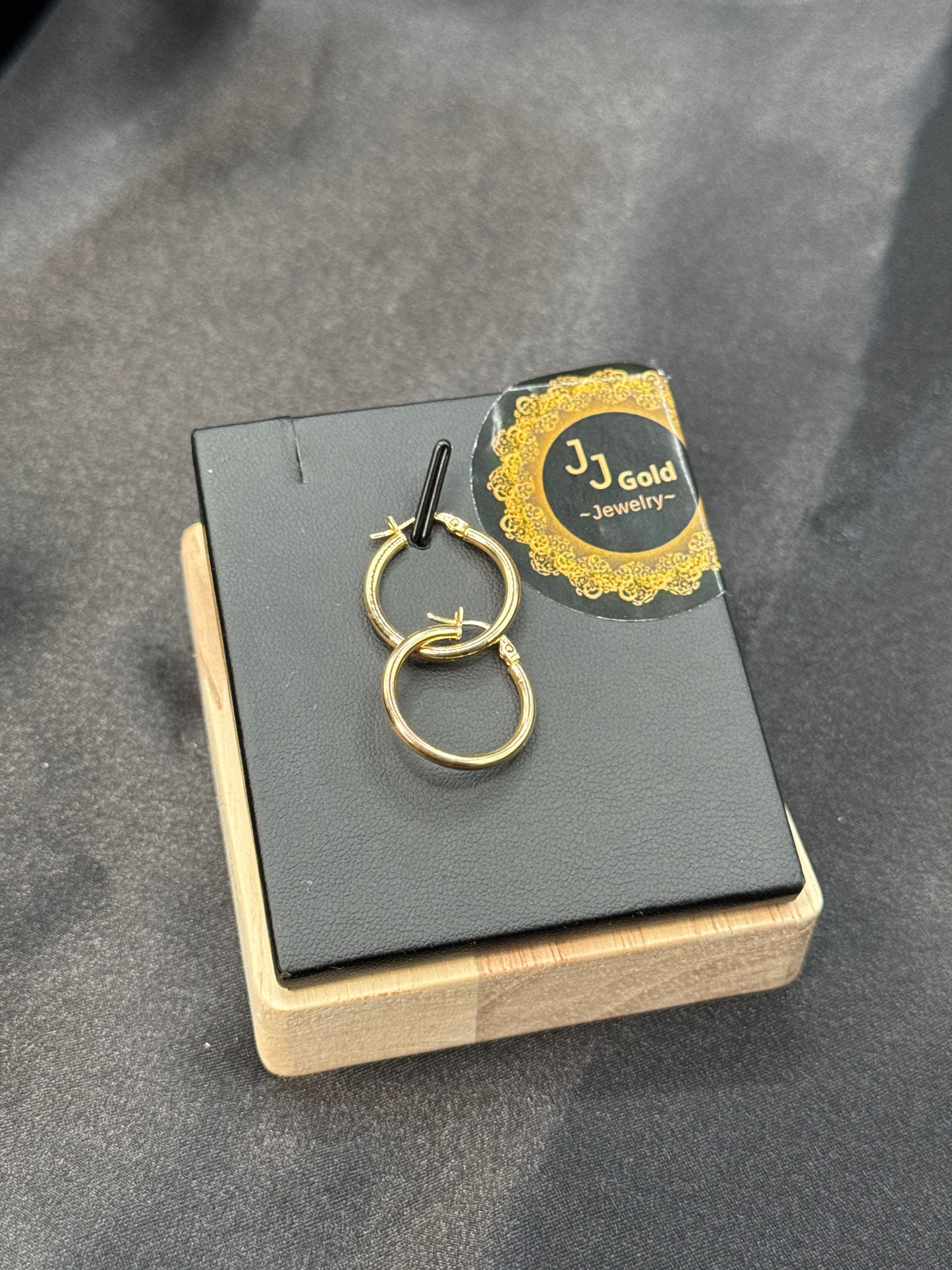 18karat Clip Earrings