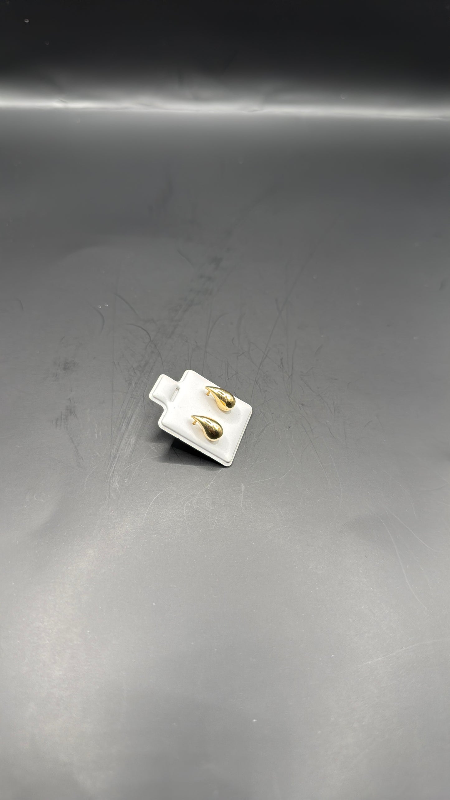 18karat Stud Earrings