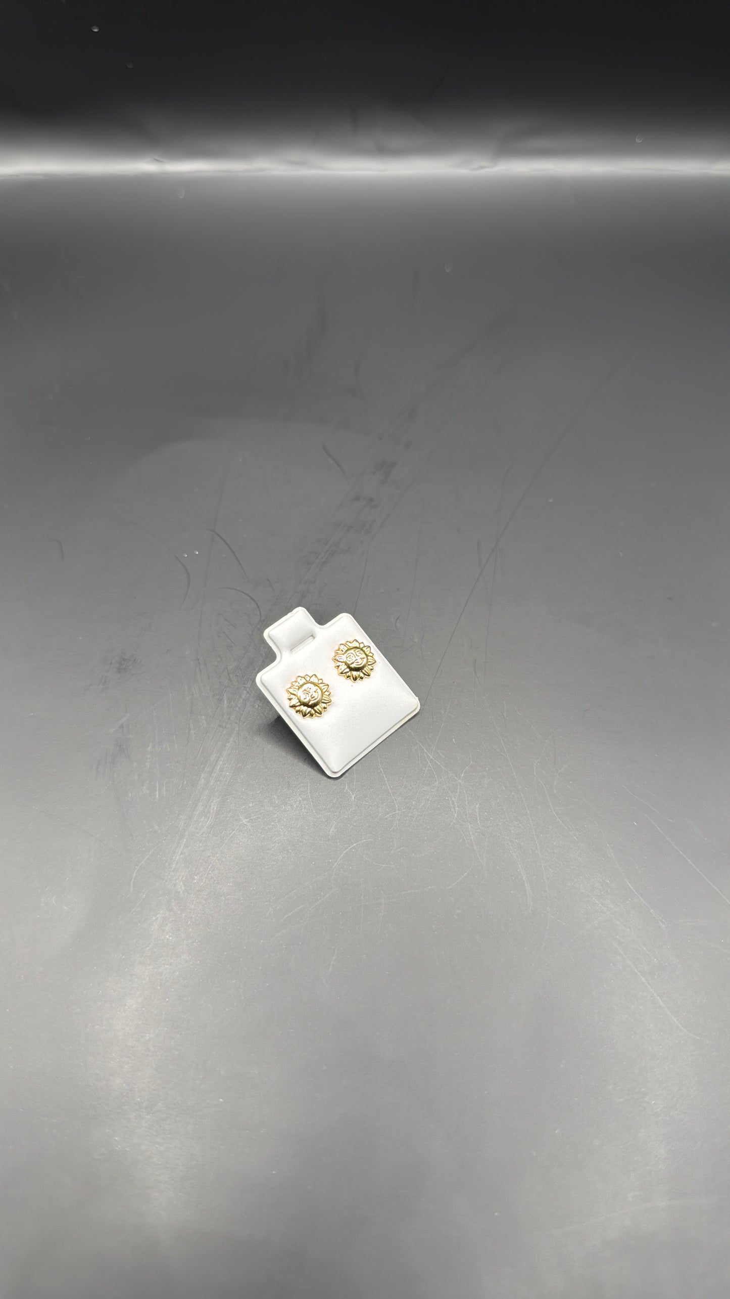 18karat Moon Stud Earrings