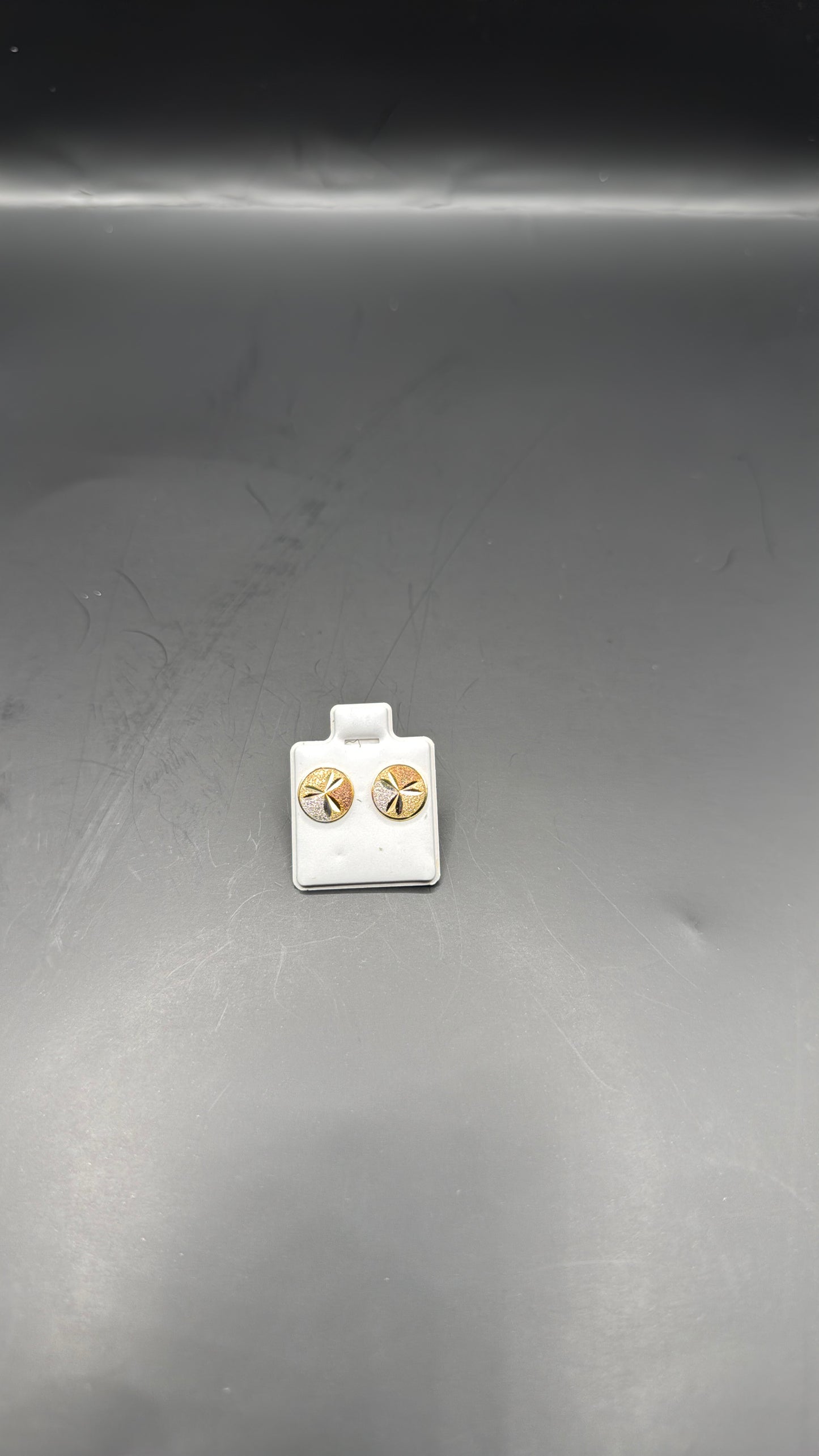 18karat Stud Earrings