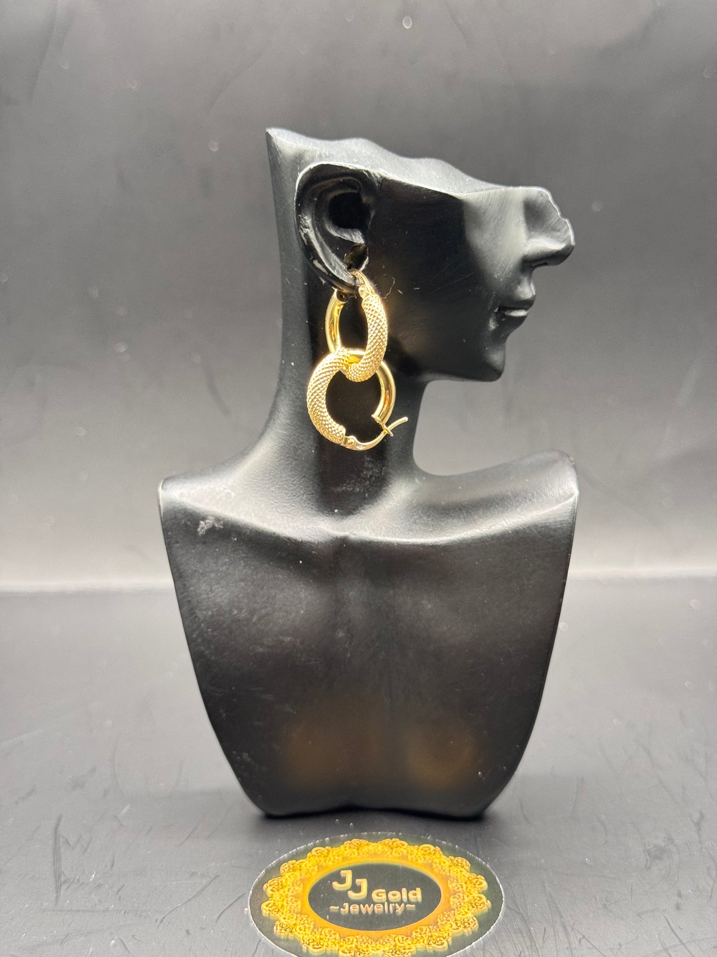 18karat Half shining/smooth clip earrings