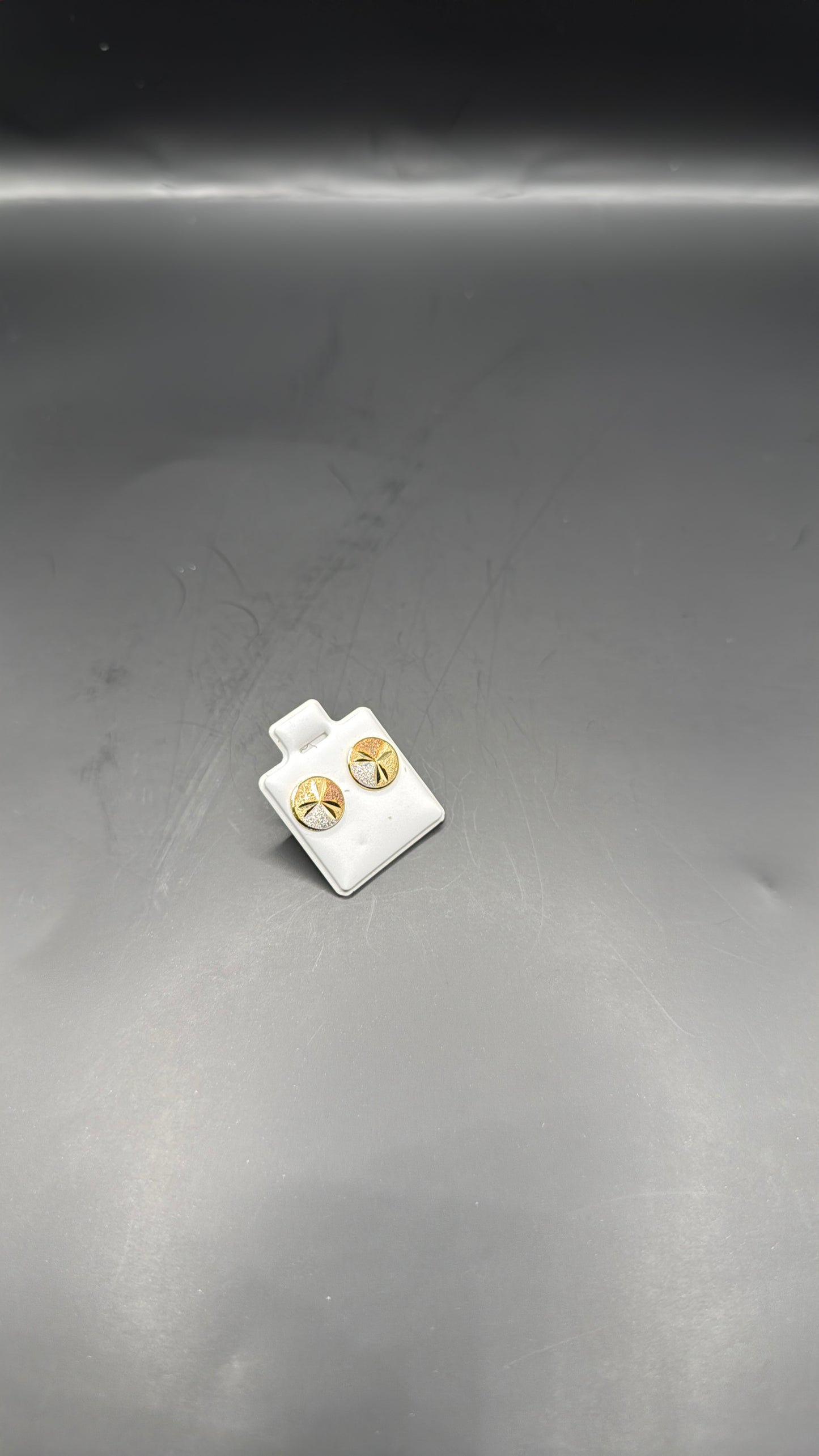 18karat Stud Earrings