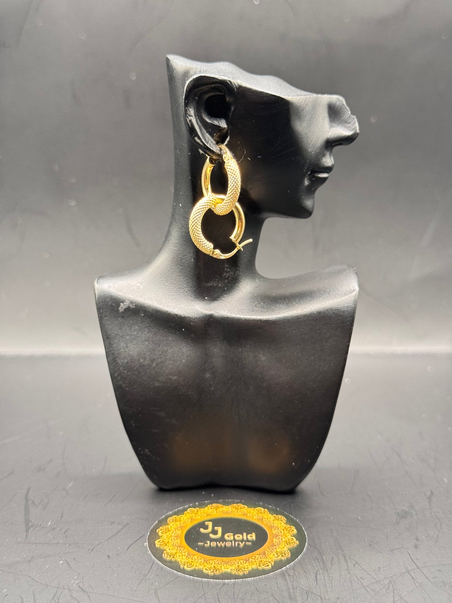 18karat Half shining/smooth clip earrings