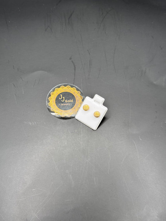 18karat Stud Earrings