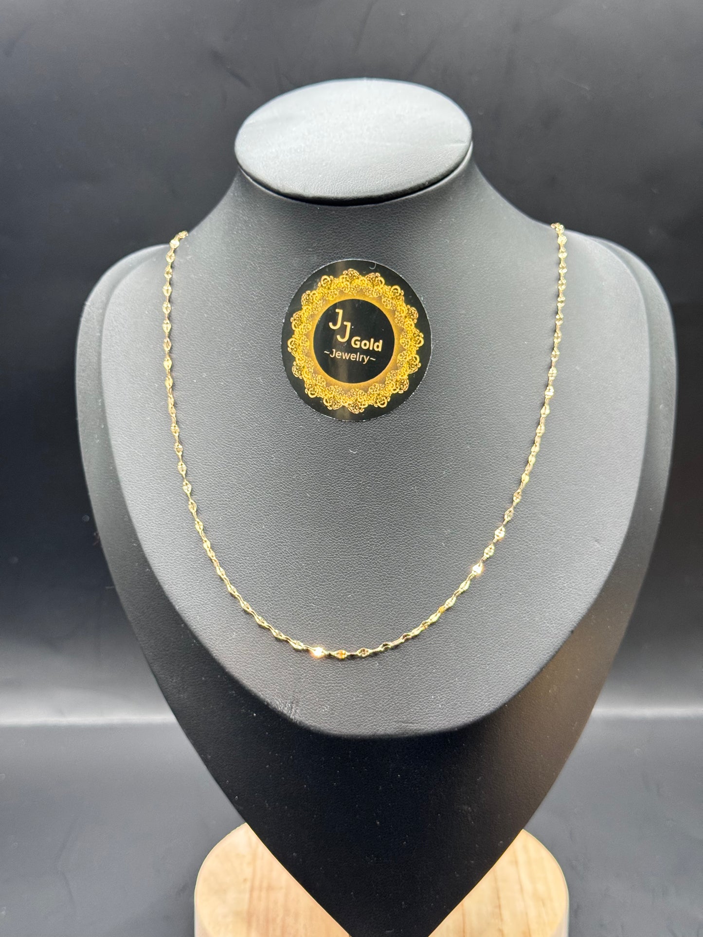 18karat Tiny necklace