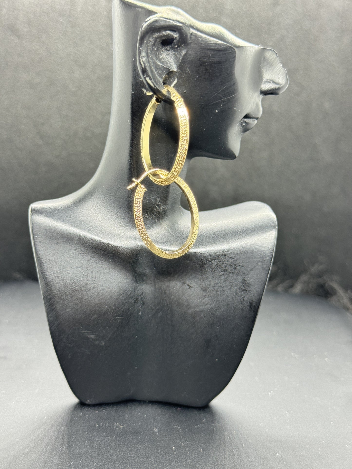 18K Oval Clip Earrings