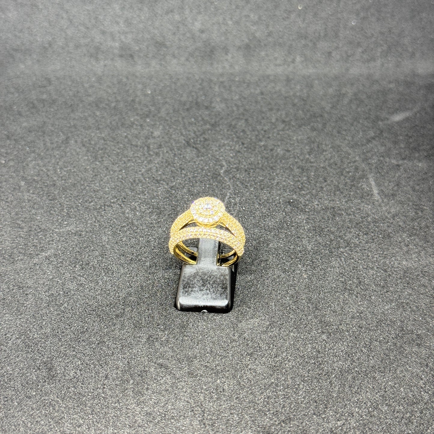 18k Gold Wedding Ring Set (Female)